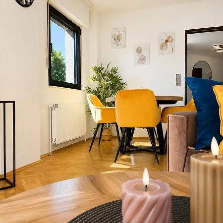 Modern 01 I Queensize-bett I Smart Tv * Herten (North Rhine-Westphalia)